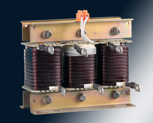 NMCKSG低壓 NMCKSC高壓電容器串聯(lián)電抗器在補(bǔ)償容性無(wú)功功率的時(shí)候，往往會(huì)受到諧波電流，合閘涌流及操作過(guò)電壓的影響，造成電容器損壞和功率因數(shù)降低，為此需…